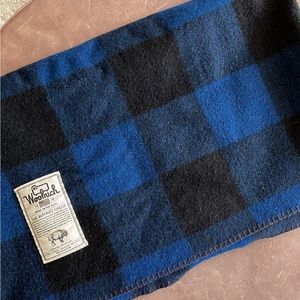 Woolrich buffalo blue check blanket